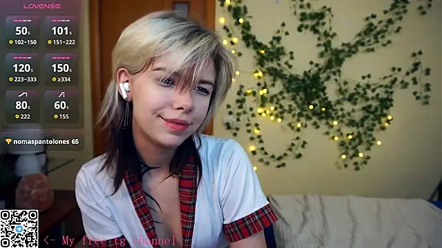 Snapshot of EngelAlman chatting on November 28, 2025, 9:09 am EngelAlman online show from November 28, 2025, 9:09 am