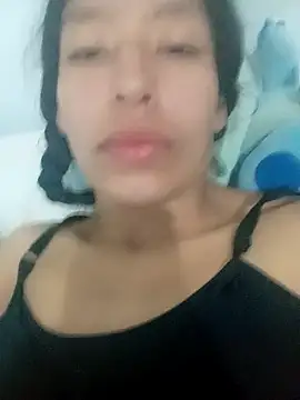 Snapshot of karolinee_66_ chatting on December 3, 2024, 3:59 am karolinee 66 online show from December 3, 2024, 3:59 am