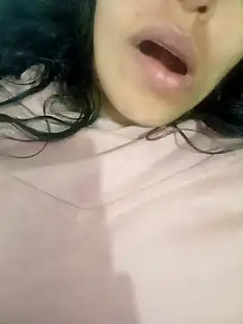 Snapshot of karolinee_66_ chatting on December 12, 2024, 2:48 am karolinee 66 online show from December 12, 2024, 2:48 am