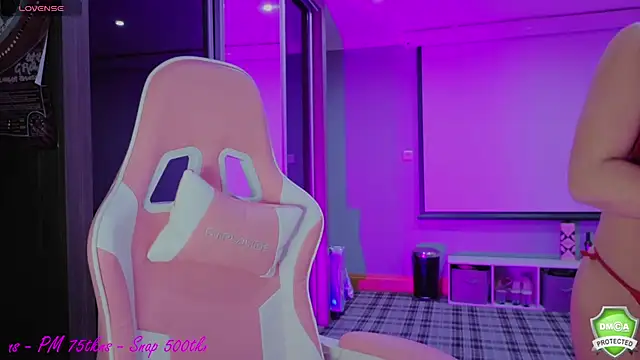 Daisydelicious online show from October 15, 2025, 8:39 pm