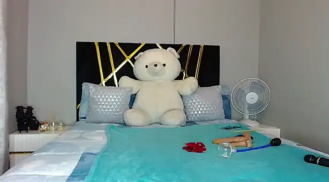 MissBigNipples online show from March 23, 2025, 3:21 am