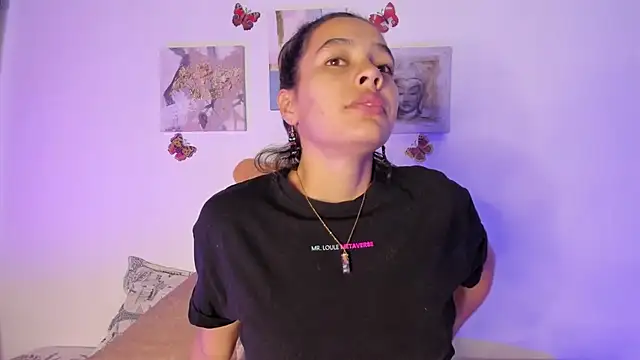 Snapshot of samara_jonness chatting on February 7, 2025, 10:19 pm samara jonness online show from February 7, 2025, 10:19 pm