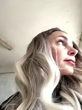 SandraCarter online show from March 16, 2025, 5:03 am