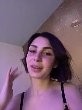 SandraCarter online show from March 3, 2025, 12:28 pm