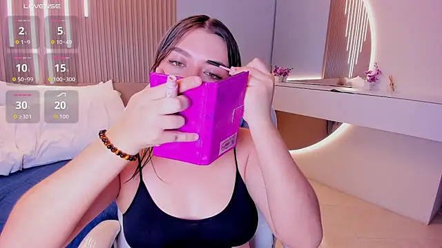 Sexy paradise18  online show from October 12, 2025, 3:41 am