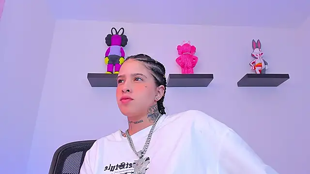 Gangster Girl online show from February 28, 2025, 9:23 pm