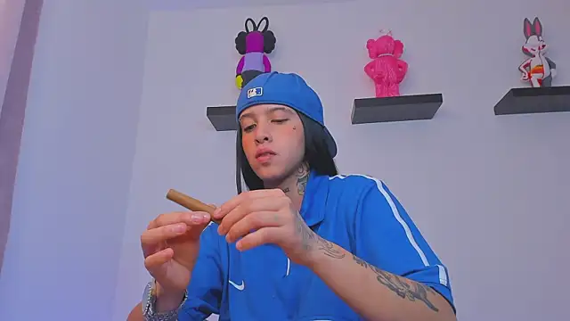 Gangster Girl online show from February 16, 2025, 11:06 pm