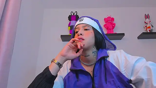 Gangster Girl online show from March 11, 2025, 3:14 am