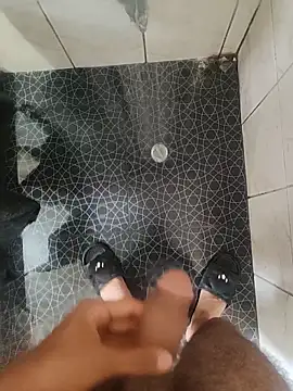 Jose4236 online show from December 18, 2025, 4:33 pm