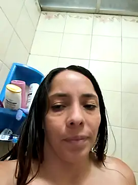 KatyLizz online show from October 10, 2025, 6:31 pm