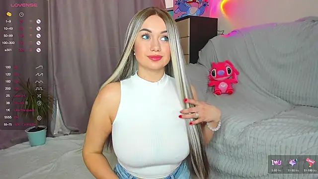 Maya Willis online show from March 22, 2025, 5:06 am