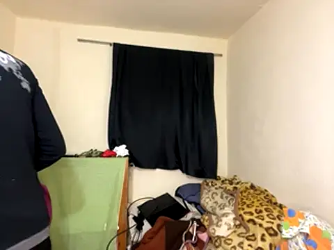 GaaTto online show from November 15, 2025, 2:04 am