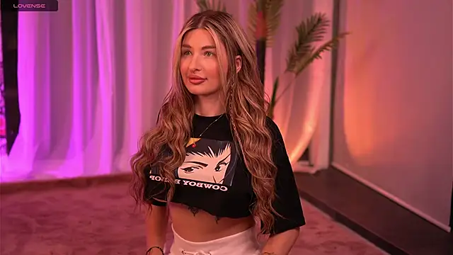 AvaShayy online show from March 18, 2025, 10:48 pm