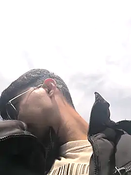 cameron cum online show from March 18, 2025, 2:50 pm