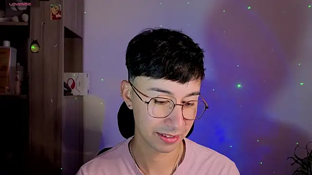 cameron cum online show from October 2, 2025, 12:19 pm