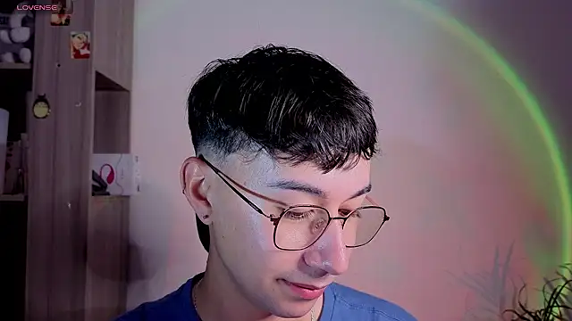 cameron cum online show from September 29, 2025, 11:38 am