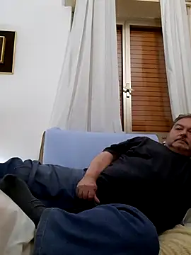 bluangelo online show from March 14, 2025, 9:00 pm