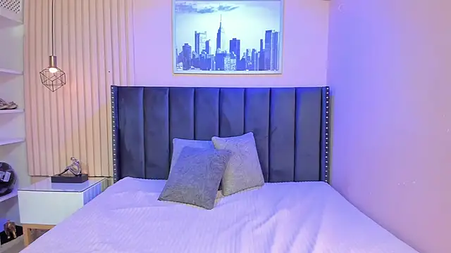 Snapshot of viiolett_lee chatting on November 7, 2025, 9:41 pm viiolett lee online show from November 7, 2025, 9:41 pm