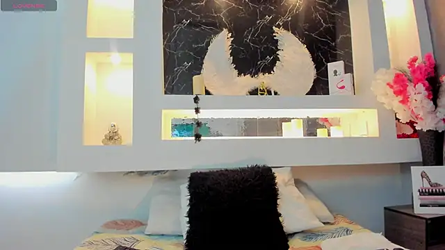 Cinthya mjs online show from September 25, 2025, 12:22 pm