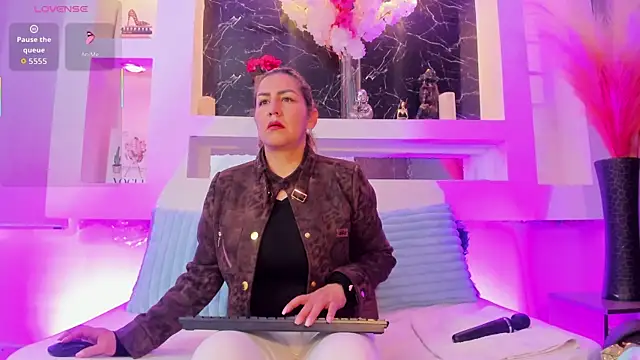 Cinthya mjs online show from April 16, 2026, 12:39 pm