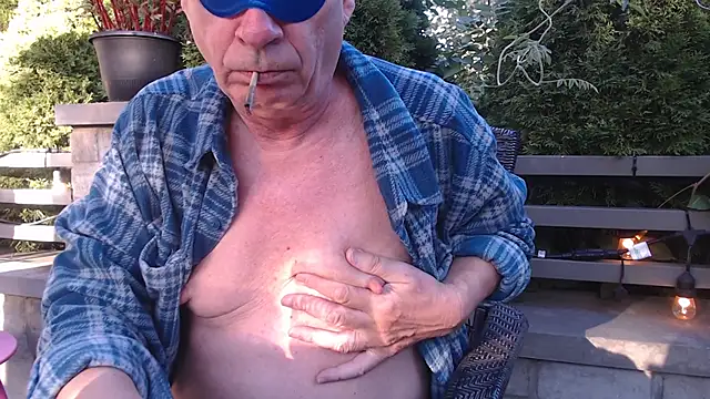 Toy-Daddy online show from September 20, 2025, 9:31 pm