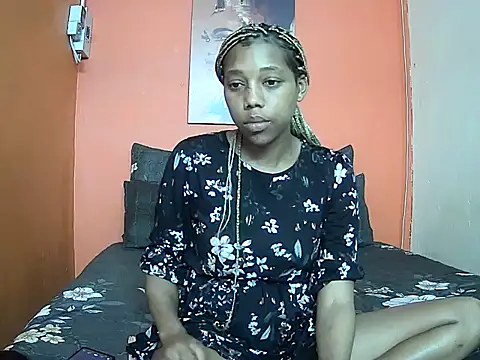 Snapshot of Sweet_nicole98 chatting on November 24, 2025, 1:33 pm Sweet nicole98 online show from November 24, 2025, 1:33 pm