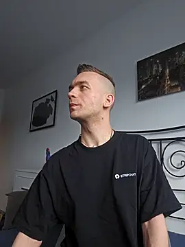 nickdtr online show from March 25, 2026, 12:26 pm