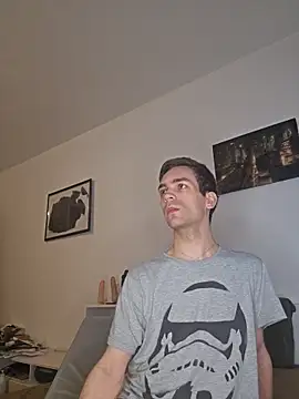 nickdtr online show from October 22, 2025, 4:06 pm