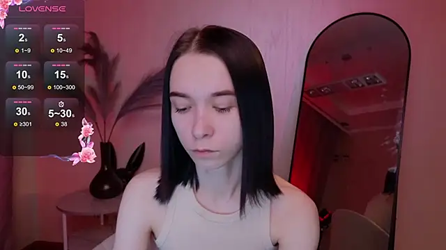 LilithStrangfor online show from March 16, 2025, 11:37 pm