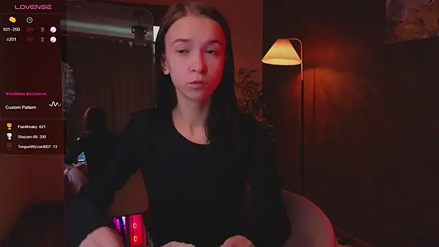 LilithStrangfor online show from September 12, 2025, 5:40 am