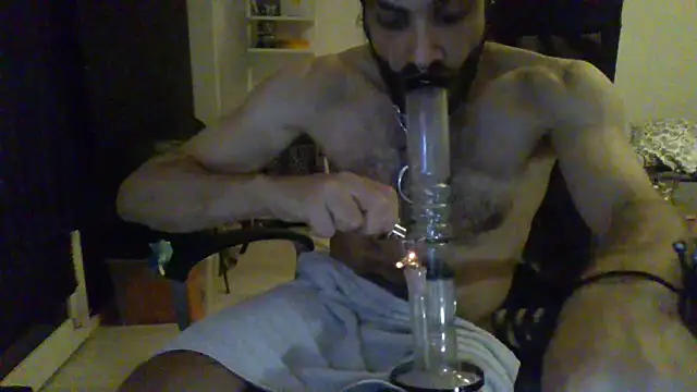 P4RtYBOII92 online show from October 31, 2025, 11:44 pm