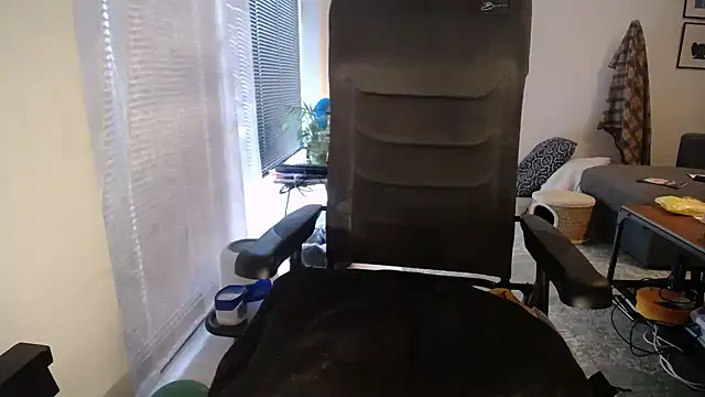 P4RtYBOII92 online show from January 11, 2026, 2:02 pm