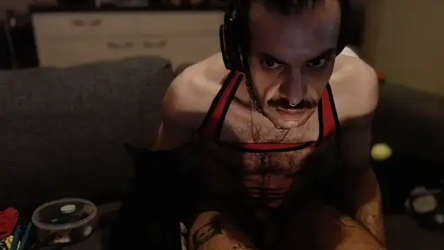 P4RtYBOII92 online show from September 19, 2025, 4:05 am