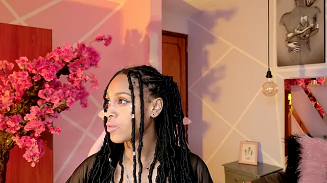 Elith noa online show from October 2, 2025, 7:34 am