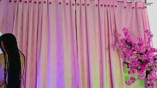 Elith noa online show from February 12, 2026, 7:35 pm