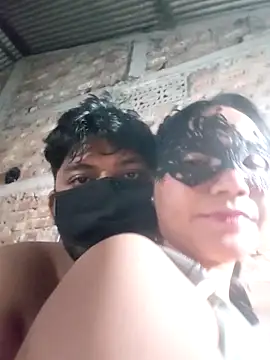 Cuterinki online show from November 29, 2025, 5:24 pm