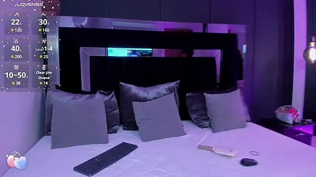 shaina vasquez online show from March 13, 2025, 7:28 pm