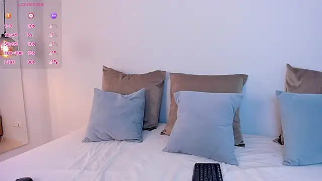 ellen gracee online show from March 6, 2025, 8:27 pm