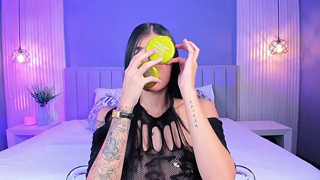 CaitlynCouper online show from September 8, 2025, 10:42 pm