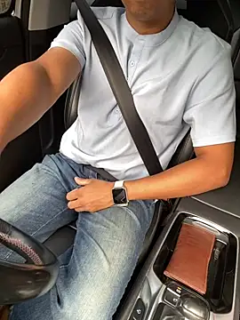 YoBody755 online show from October 17, 2025, 10:18 am