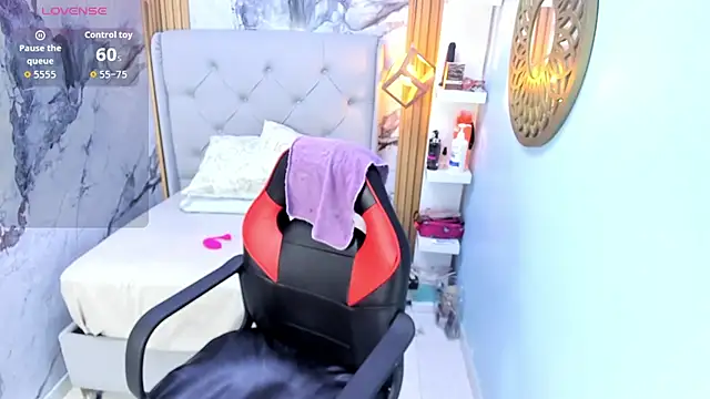 LINASTARK online show from October 10, 2025, 3:29 am