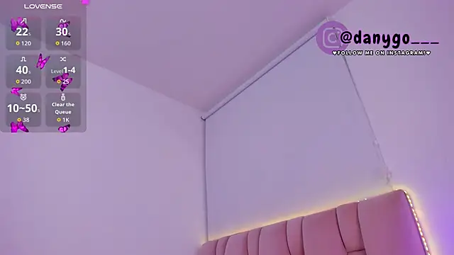 ZarianaEvanz online show from September 25, 2025, 10:16 pm