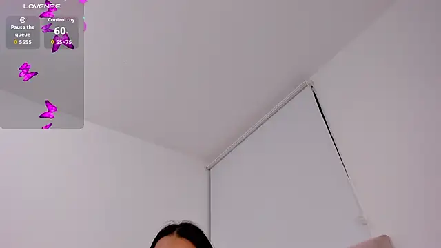 ZarianaEvanz online show from February 3, 2026, 11:10 pm