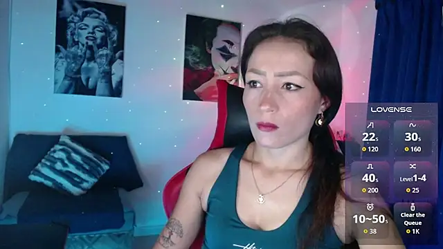 Sara-Guzman1 online show from April 9, 2026, 7:42 pm