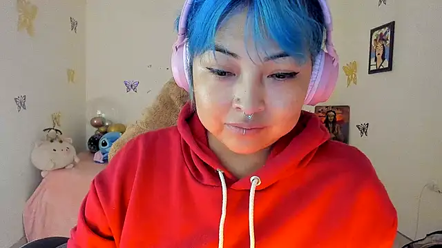 Shaddycute  online show from September 23, 2025, 12:34 pm