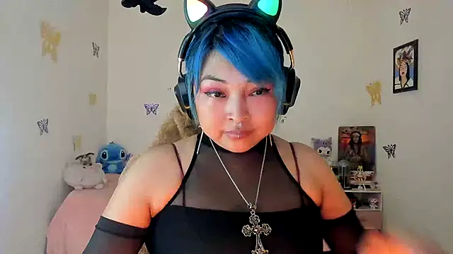 Shaddycute  online show from October 1, 2025, 9:07 pm