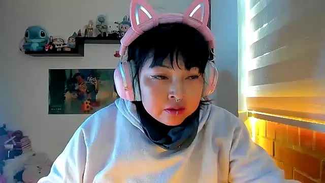 Shaddycute  online show from February 20, 2026, 6:10 pm