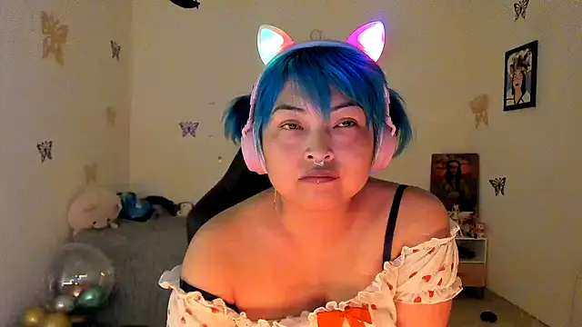 Shaddycute  online show from September 16, 2025, 1:28 am