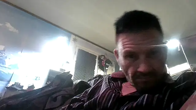 gettinit2wice online show from October 27, 2025, 10:16 am