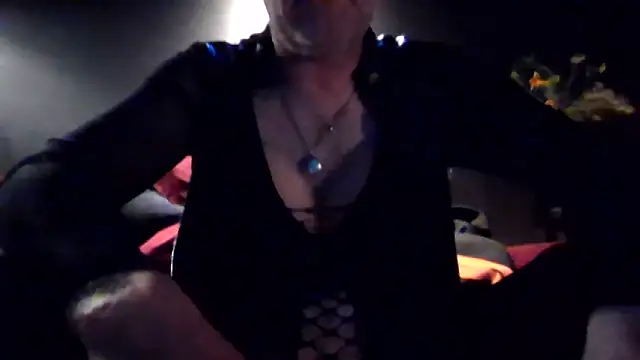 Snapshot of biffboff123 chatting on June 16, 2026, 10:32 pm biffboff123 online show from June 16, 2026, 10:32 pm